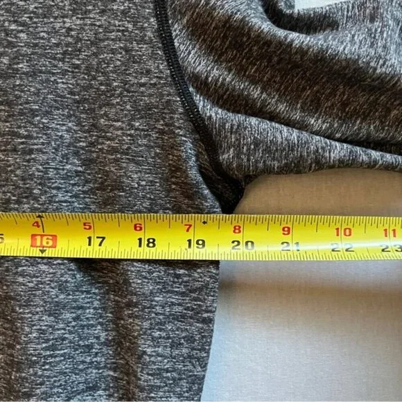 Lululemon Athletica Speed 1/2 Zip Pullover long sleeve run top Sz M 20” PTP - Picture 7 of 8